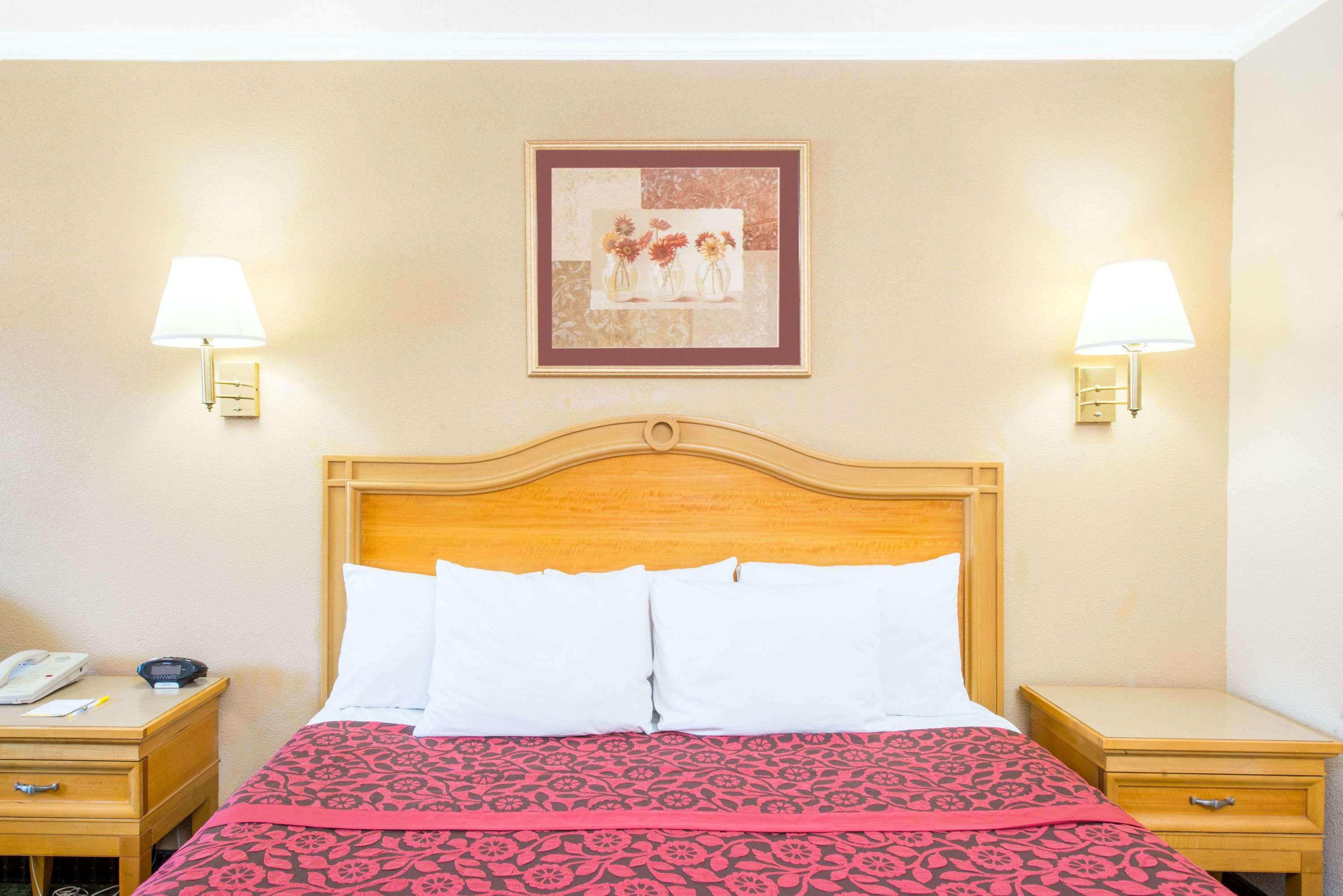 Days Inn By Wyndham Alamogordo White Sands Eksteriør billede