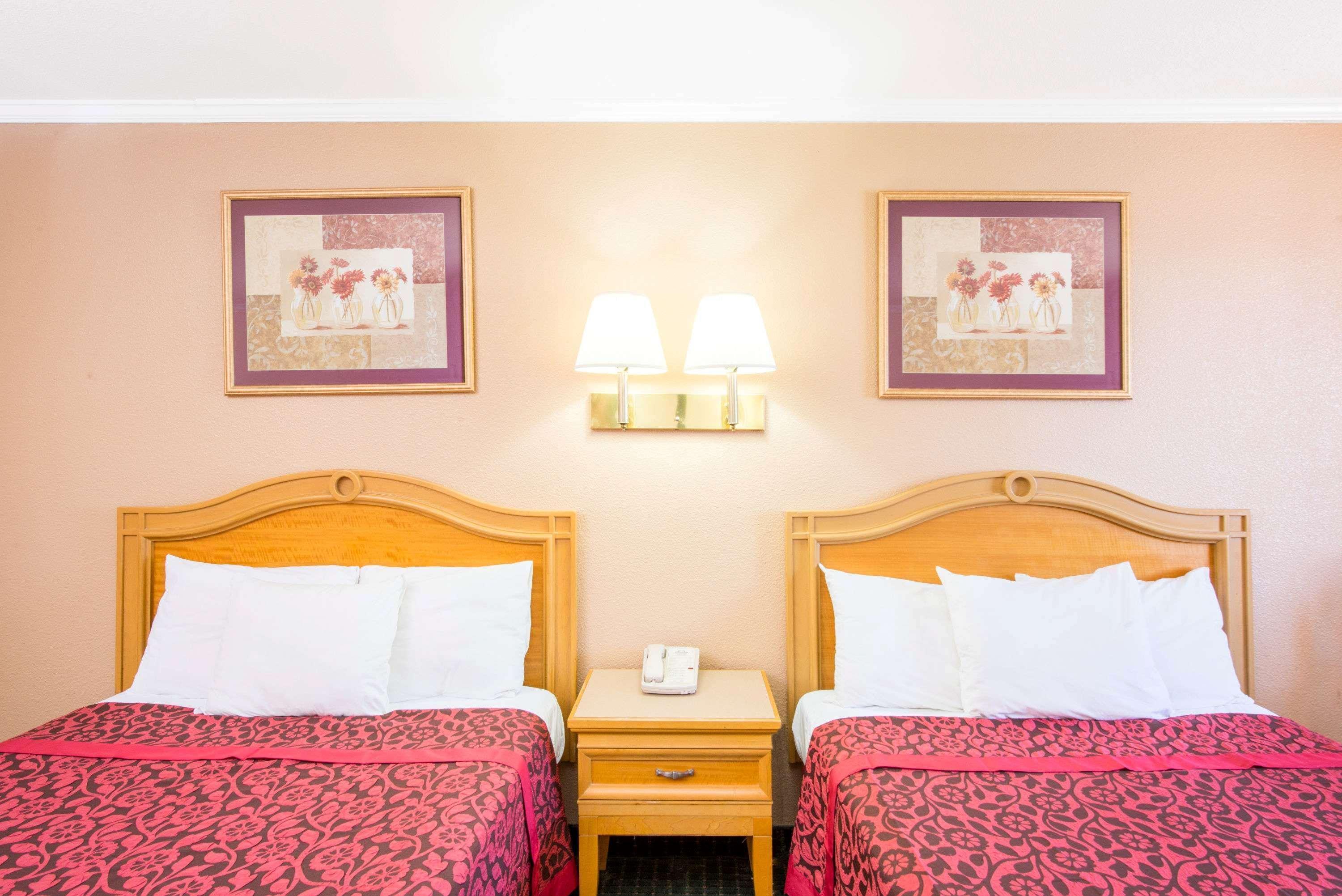 Days Inn By Wyndham Alamogordo White Sands Eksteriør billede