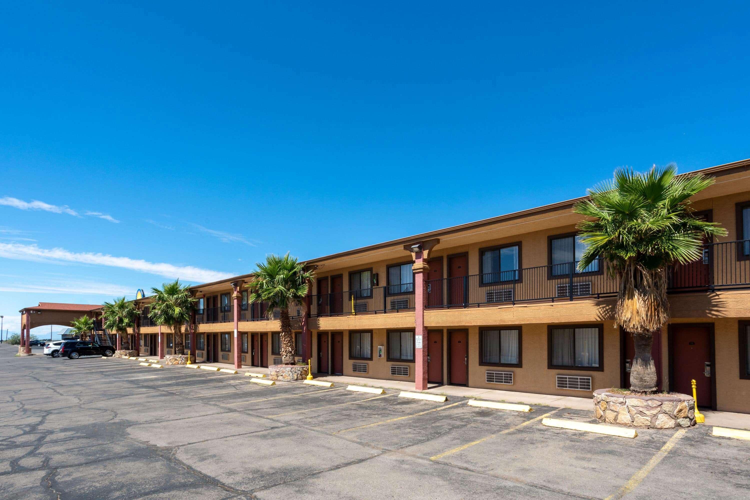 Days Inn By Wyndham Alamogordo White Sands Eksteriør billede